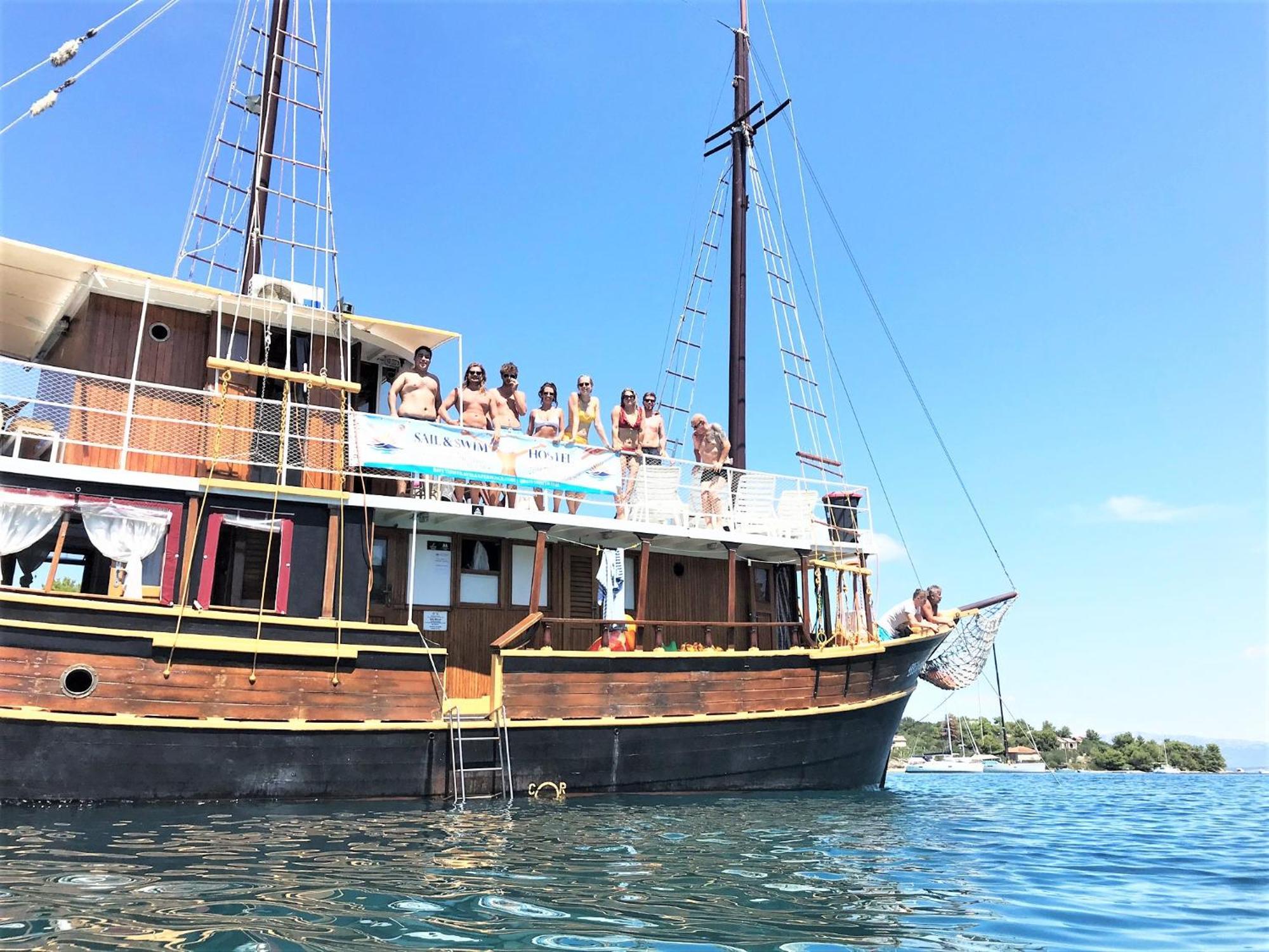 Rhythm Floating Accom - Split Hotel Exterior photo